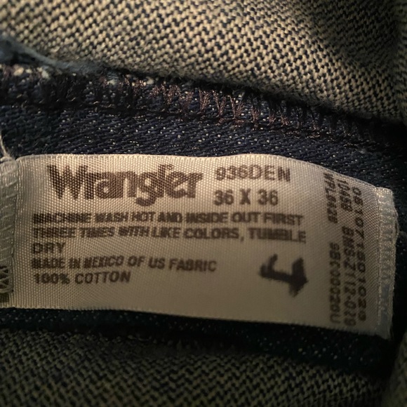 Slim Fit Wrangler Cowboy Cut Jean in Rigid Indigo 936DEN 36x36 Like New. - Picture 5 of 9
